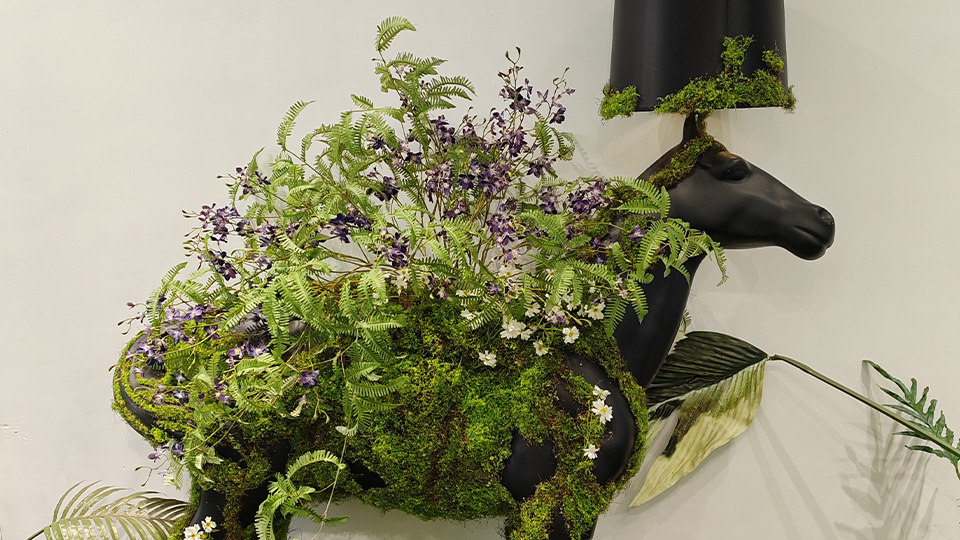 8 El auge de las flores artificiales en los espacios de oficinas corporativas-01.jpg 